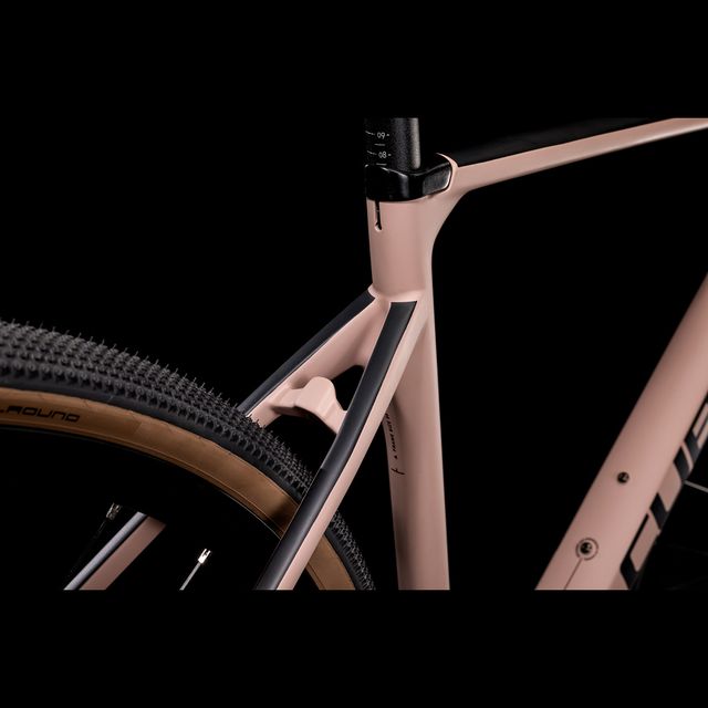 CUBE Nuroad WS C:62 Pro 2022 naisten gravel grinder